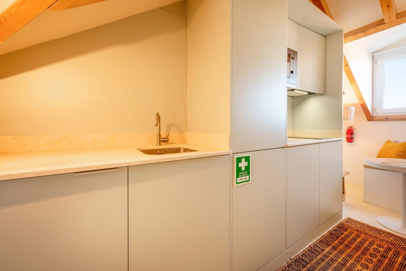 Riverside Splendor In 1 Apartment Porto Brandao