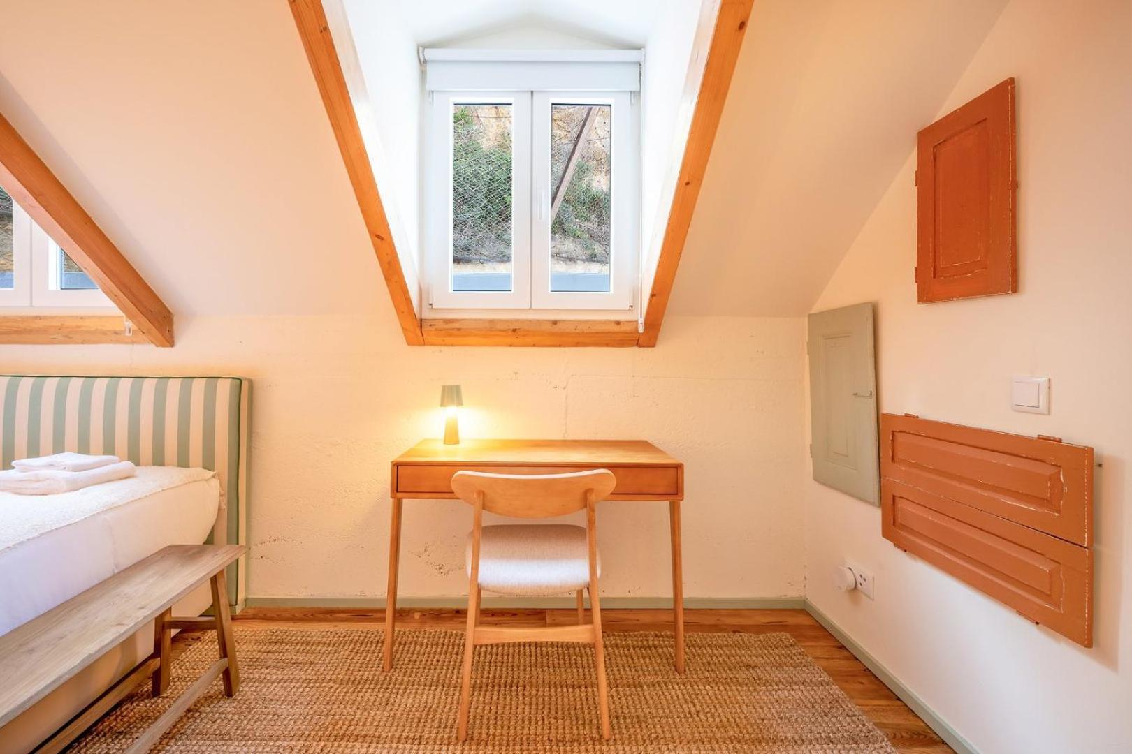 Apartment Riverside Splendor In 1 Porto Brandao