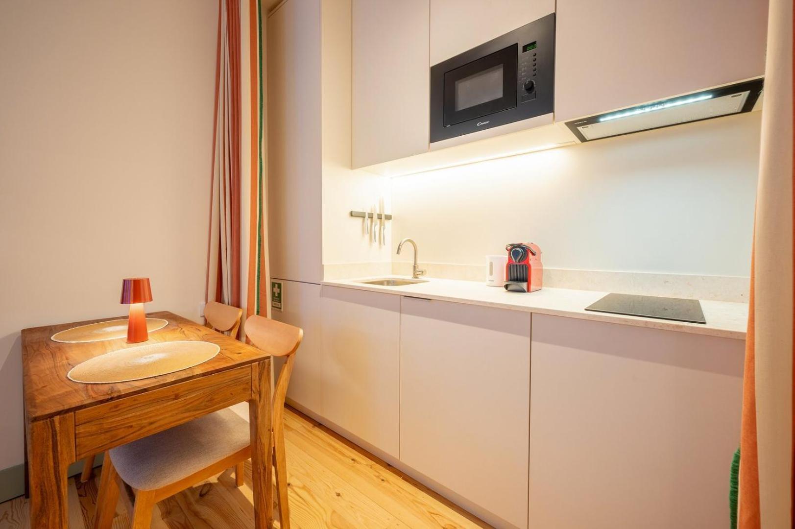 Apartment Riverside Splendor In 1 Porto Brandao