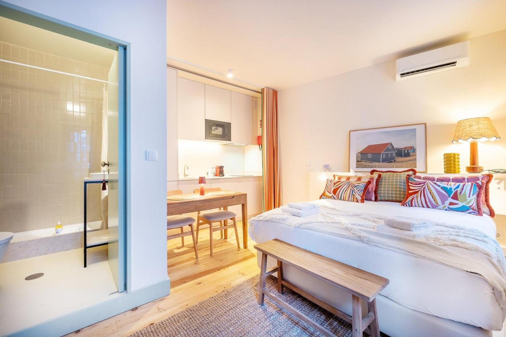 Apartment Riverside Splendor In 1 Porto Brandao