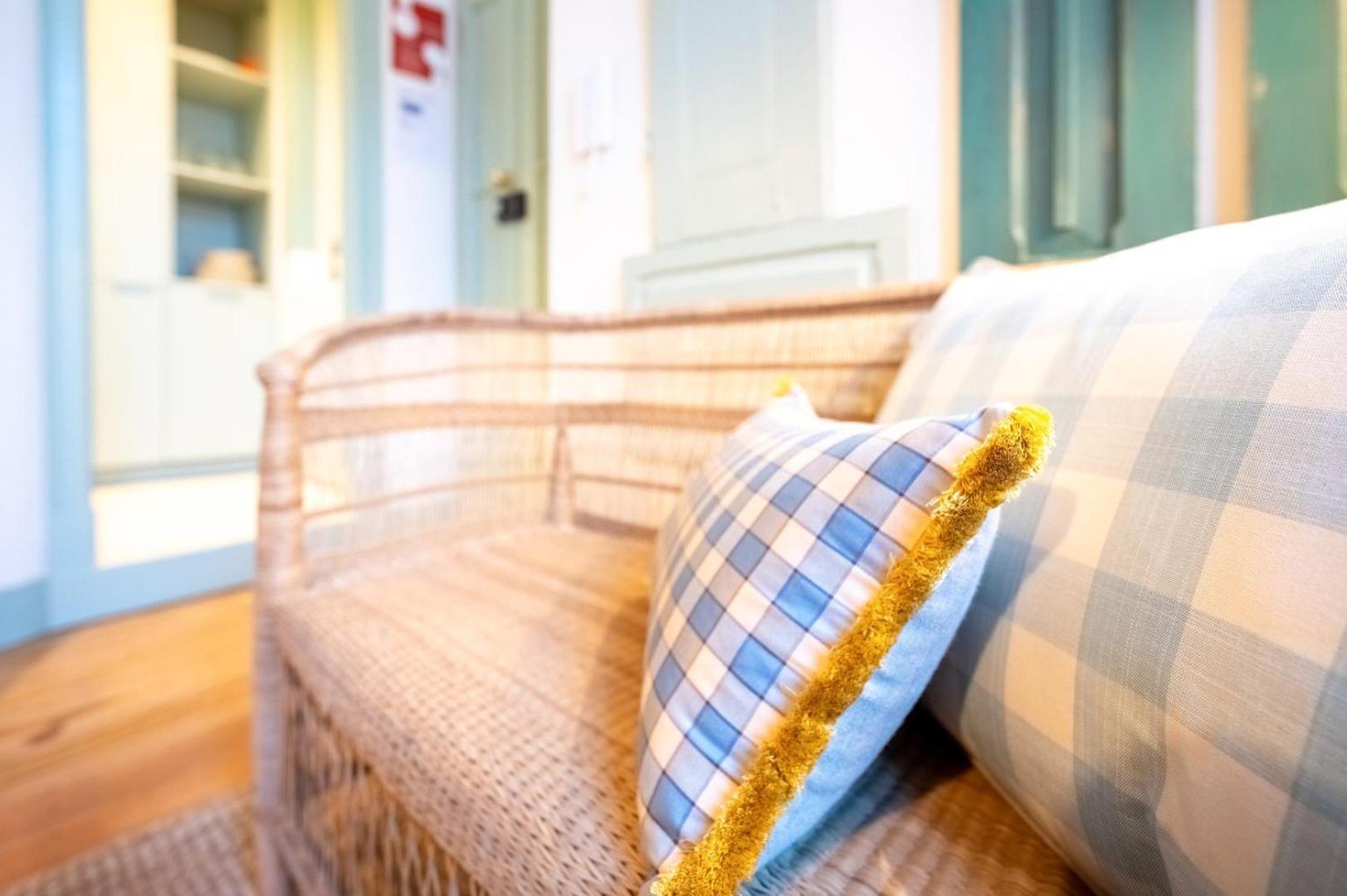 Riverside Splendor In 1 Apartment Porto Brandao