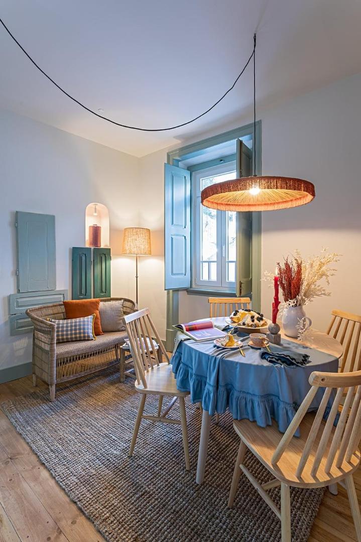 Riverside Splendor In 1 Apartment